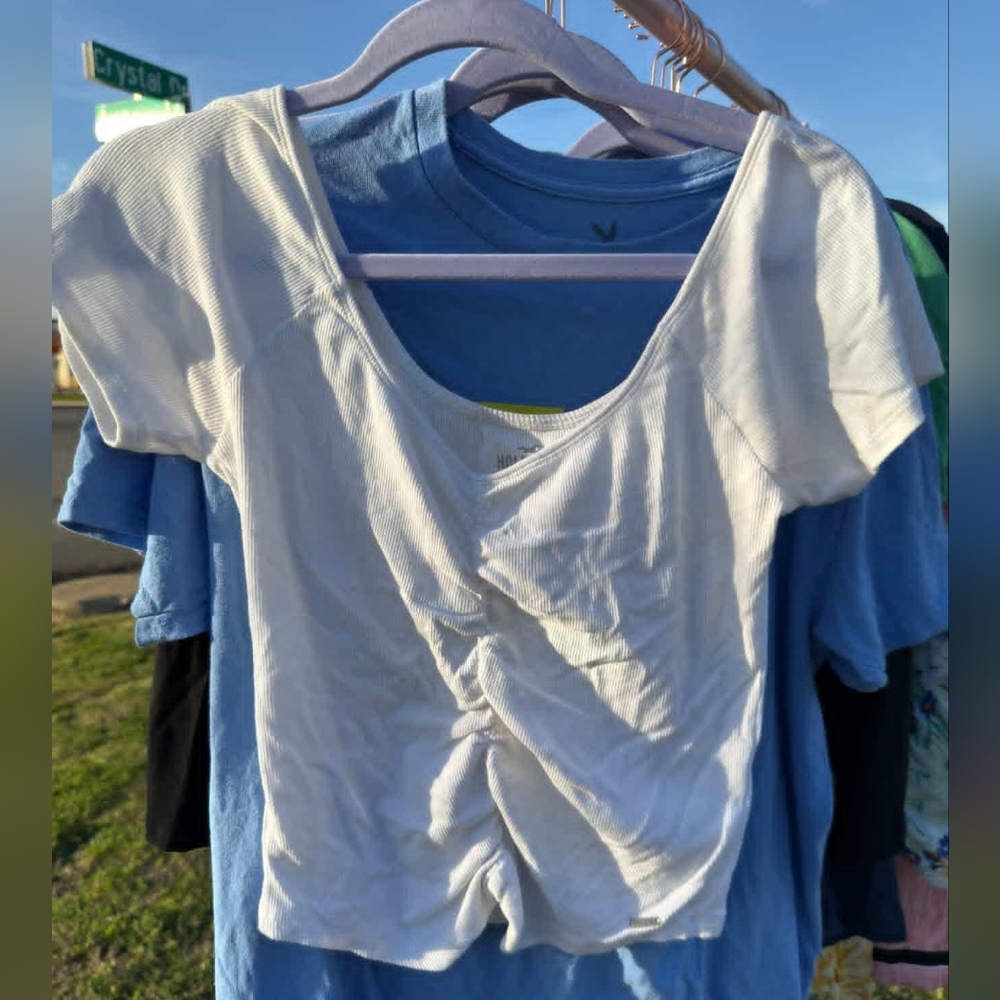 Hollister White Ribbed Crop Top